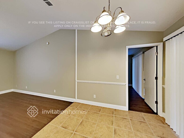 Building Photo - 8626 Sunnydale Ln