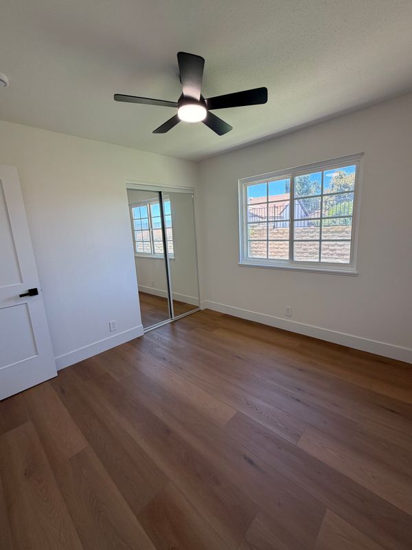 Building Photo - 251 Asta Ct
