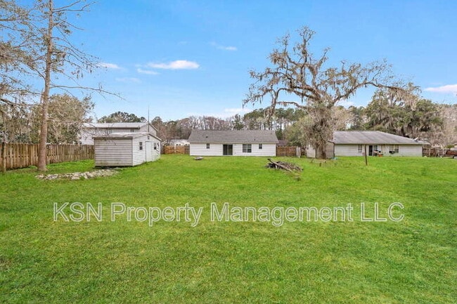 Building Photo - 106 Laurel Oaks