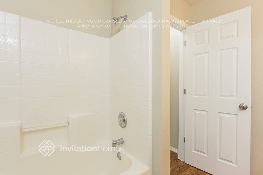 Building Photo - 7528 194th St Ct E