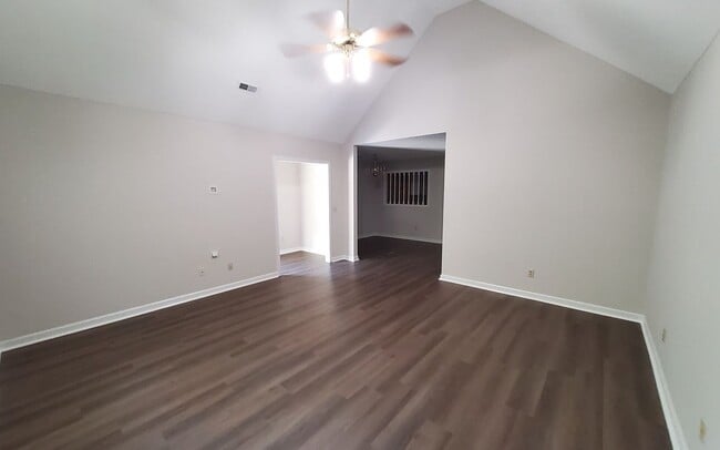 Building Photo - The Willows Subdivision