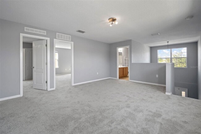 Building Photo - 1303 Alhambra Crest Dr