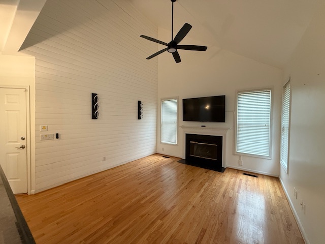 Building Photo - 5 Top Ridge Ct