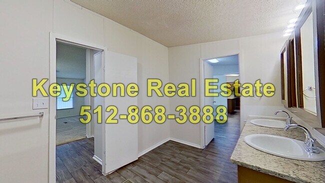 Building Photo - Lovely 4-bedroom, 2-bath home offering 2,048 sq ft on 1.21 scenic acres in Georgetown!