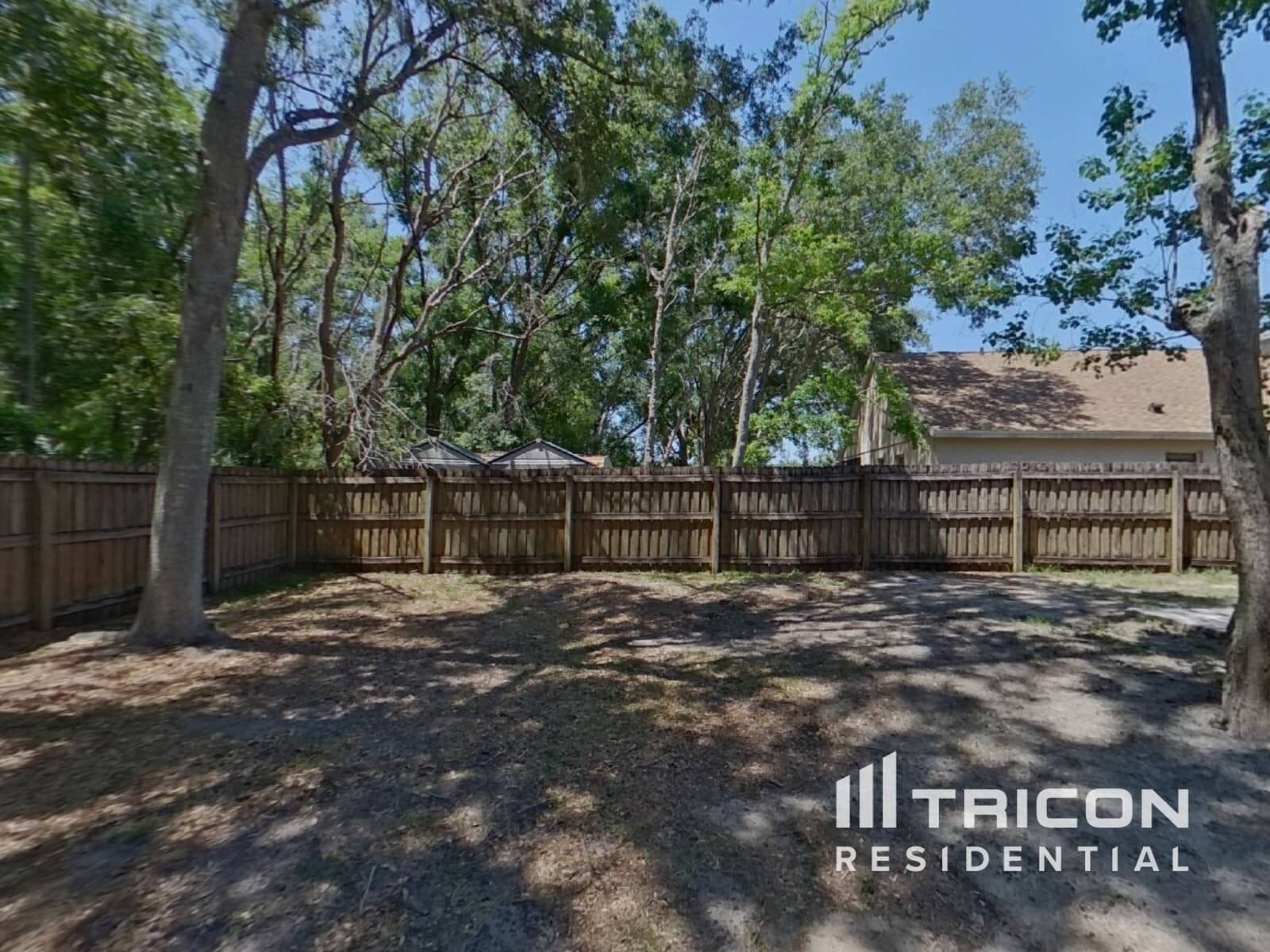 Building Photo - 6209 Crickethollow Dr