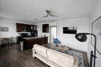 Building Photo - 501 Main St