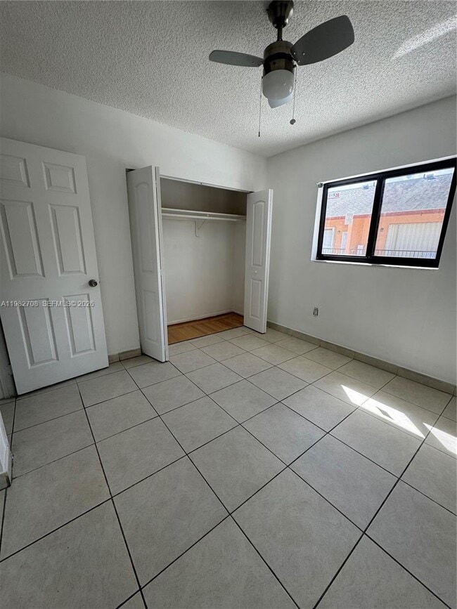 Building Photo - 5309 W 22nd Ct