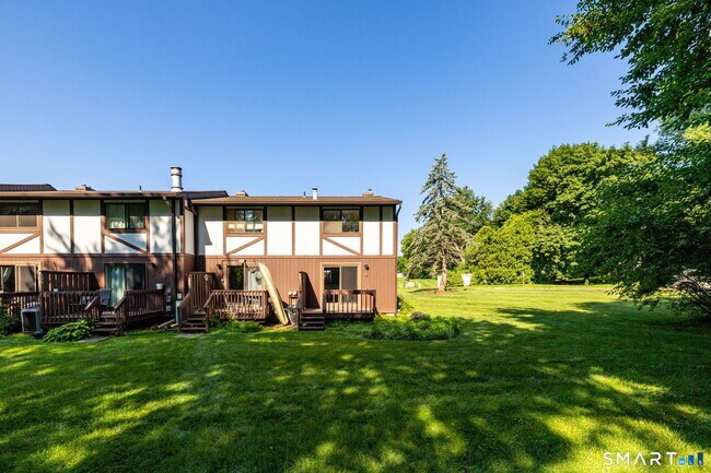 Building Photo - 101 Cedar Hollow Dr