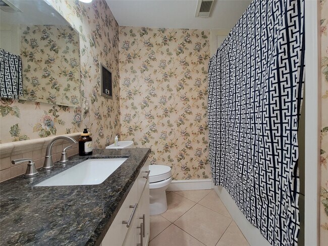 Building Photo - 2318 Ansbury Dr