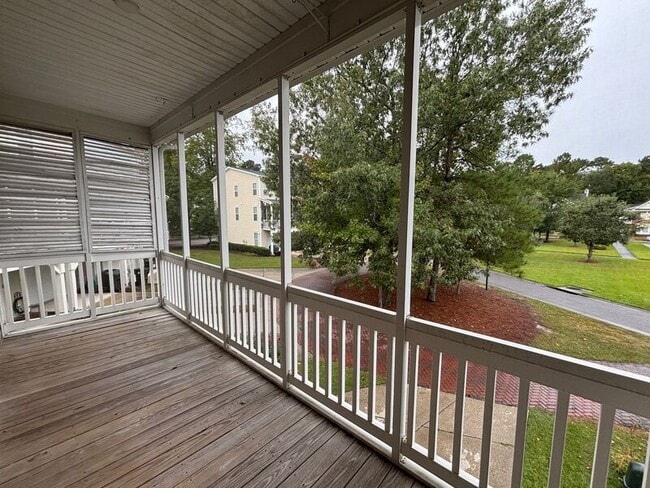 Building Photo - 1559 Bluewater Way