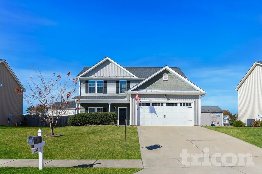 Primary Photo - 239 Grovemere Ln