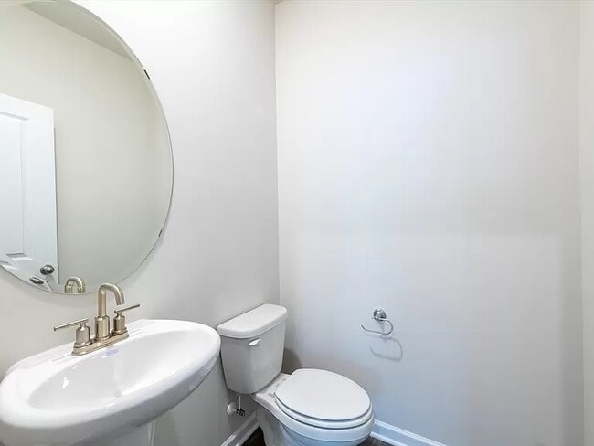 Building Photo - 1032 Umstead Grove Way