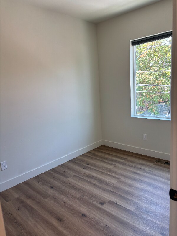 Building Photo - 457 19th St