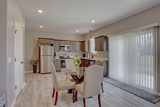 Interior Photo - Willow Cascades Townhomes