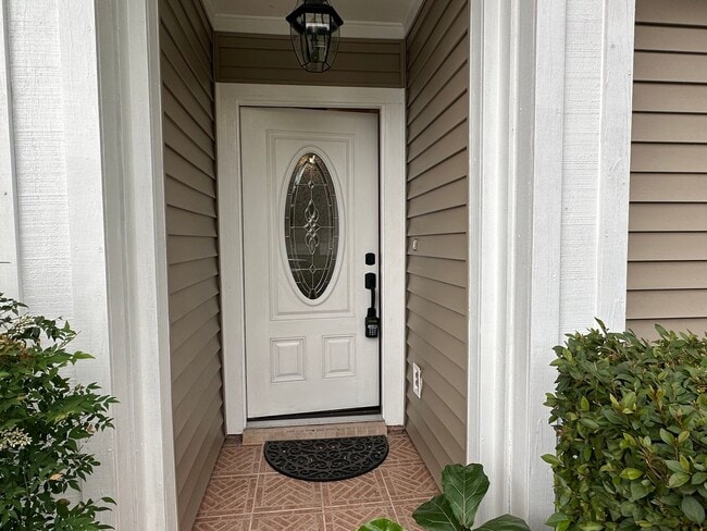 Building Photo - Beautiful 3Bed 2Bath in Hunters Ridge!