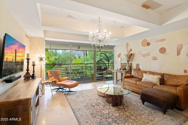 Building Photo - 7121 E Rancho Vista Dr