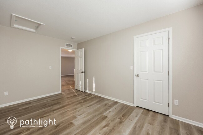 Building Photo - 7837 Candlelight Ln, Fountain, CO, 80817