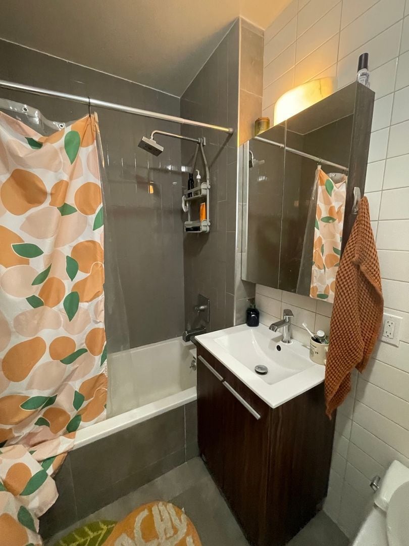 Building Photo - 1192 Bedford Ave