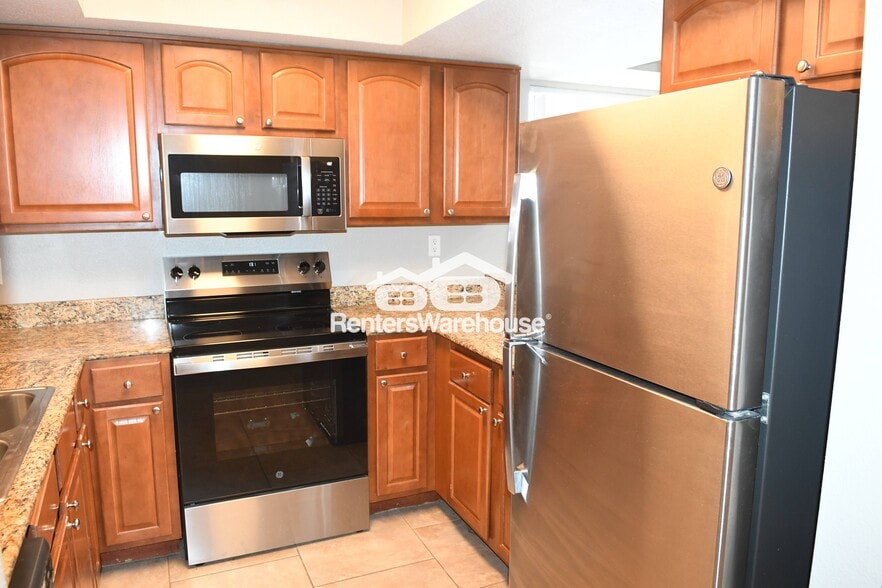Building Photo - 3420 W Danbury Dr