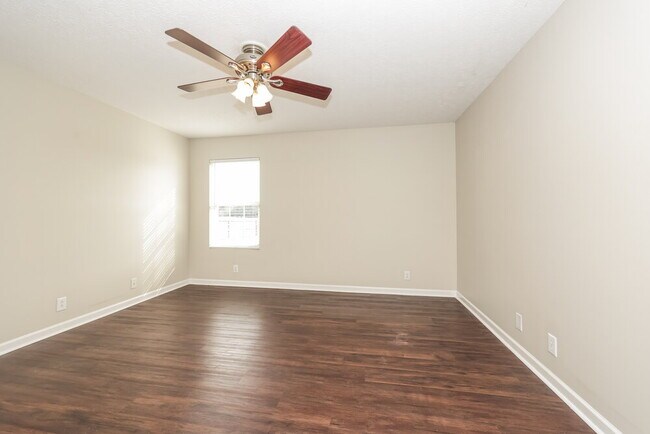 Building Photo - 2722 Apostle Ln