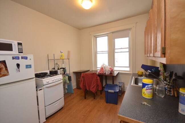 Building Photo - 1377 Commonwealth Ave