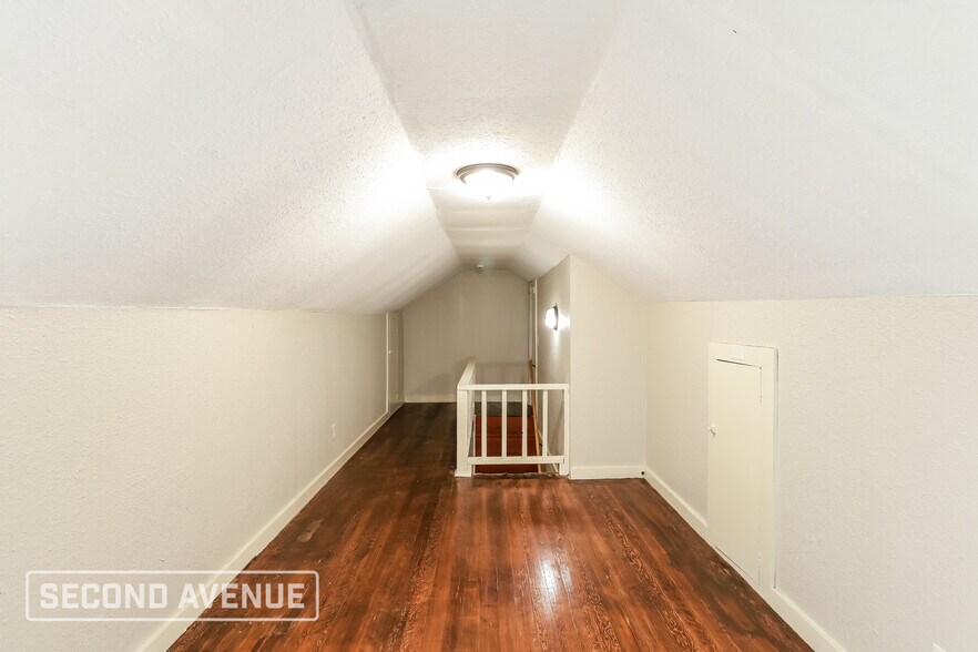 Building Photo - 4017 S Benton Ave