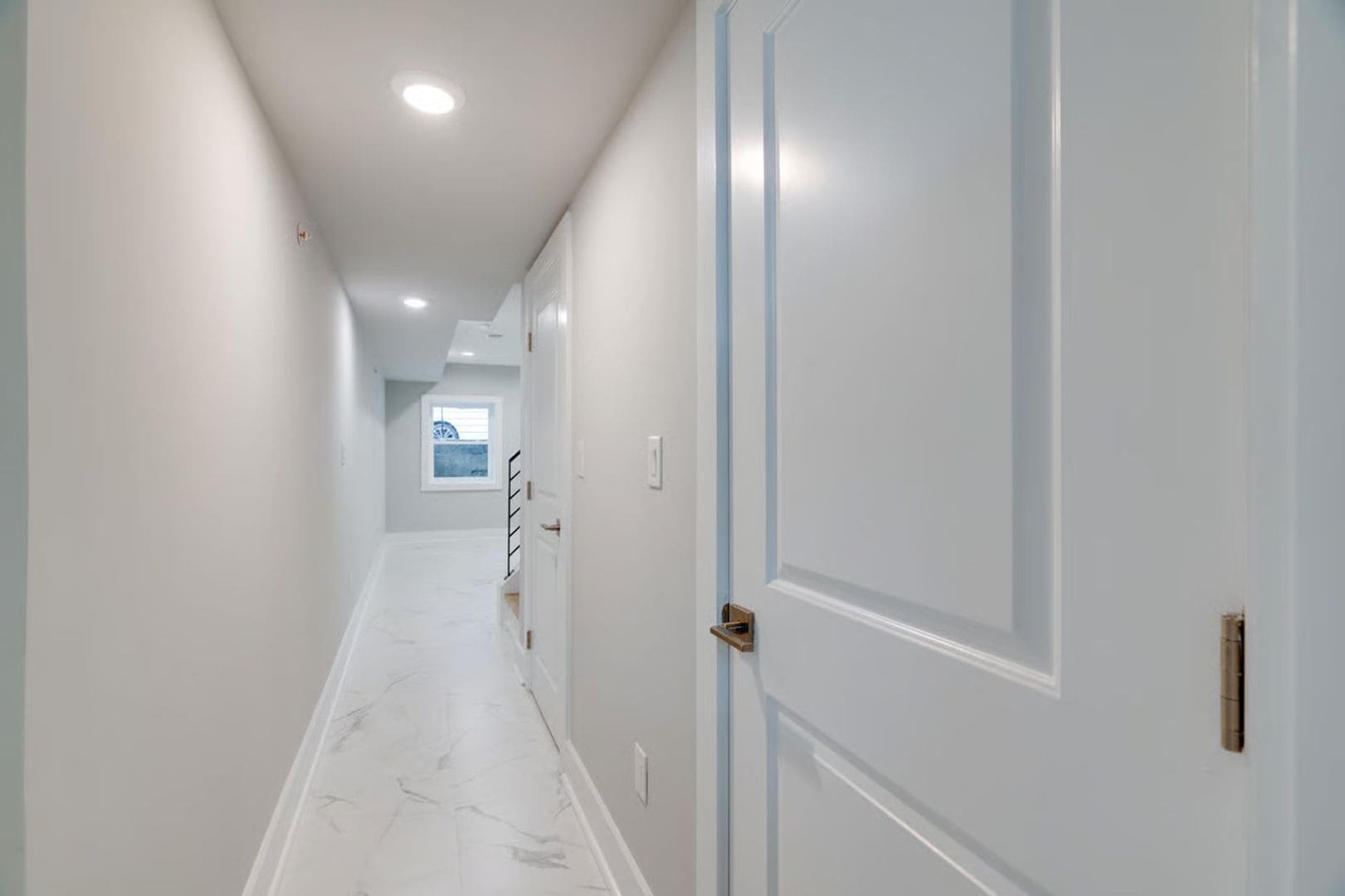 Building Photo - Spacious 3BR Home with Finished Basement & Roof Deck