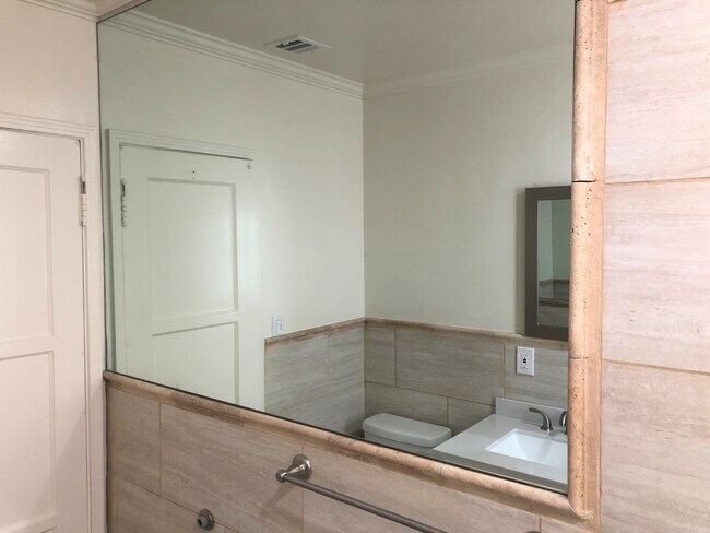 Building Photo - 4121 Harter Ave