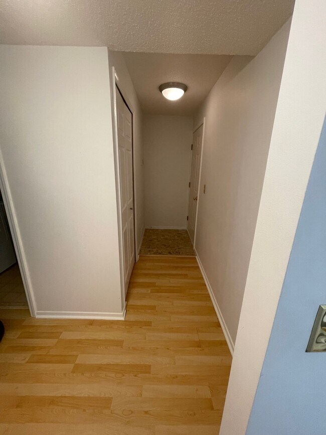 Building Photo - 5084 Harbor Oak Dr