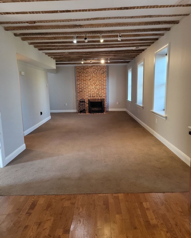 Living Room - 718 N Stokes St