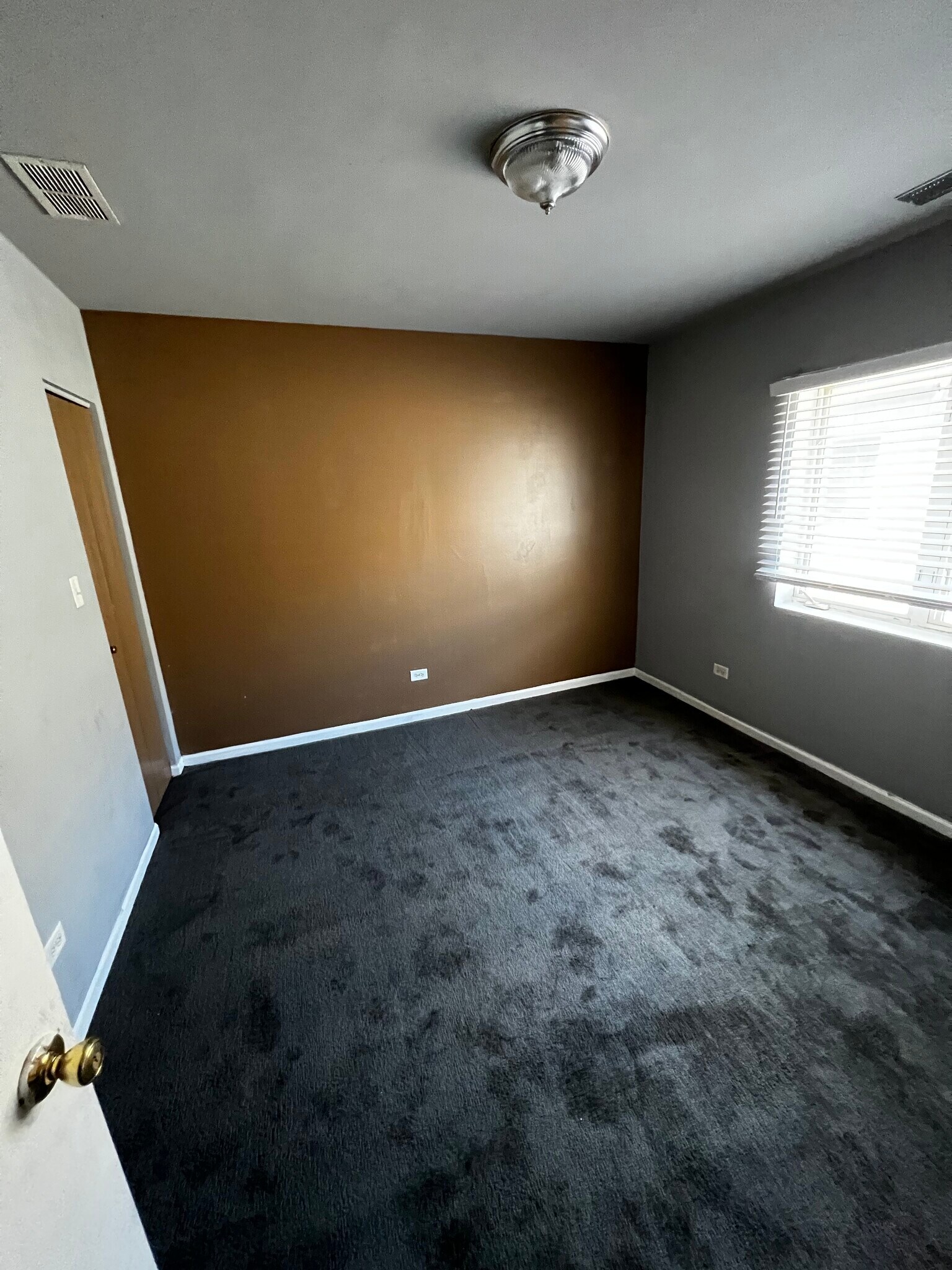 Building Photo - 6955 S Normal Blvd