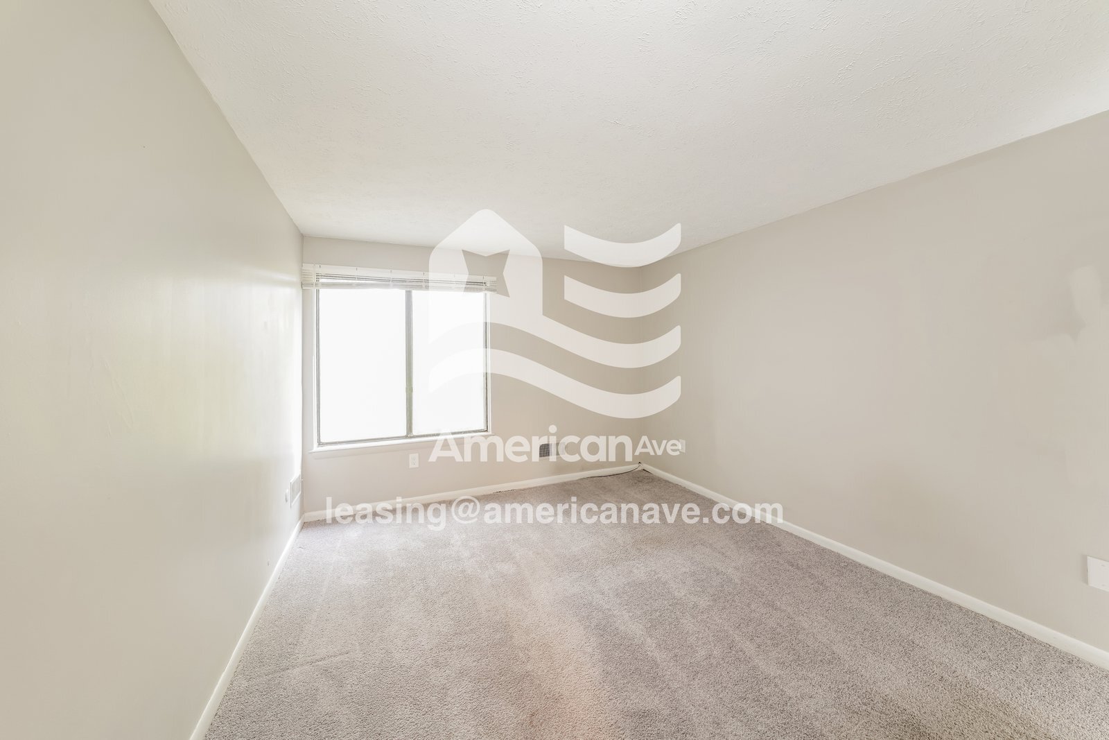 Building Photo - 30 Tilegate Glen