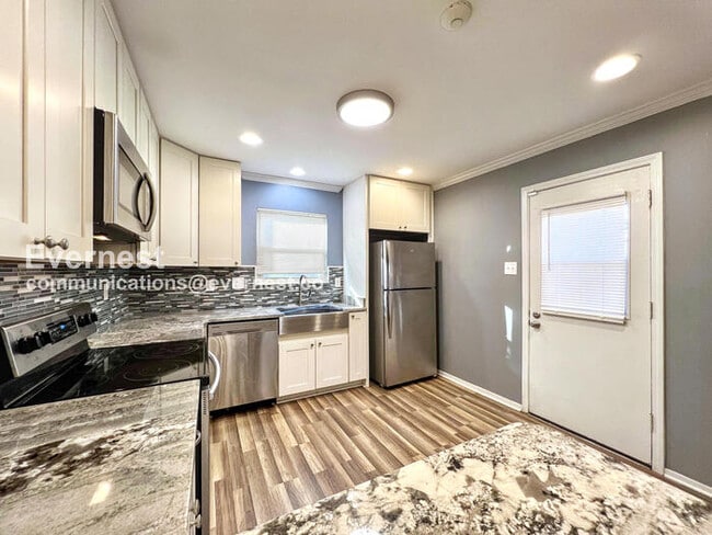 Building Photo - 3539 Galloway Ave