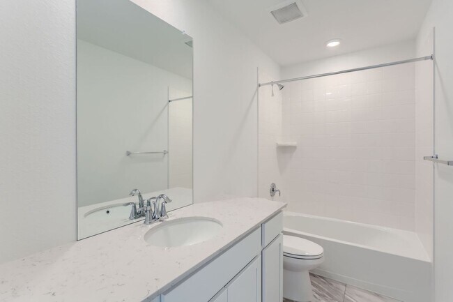 Building Photo - Harvest Ridge 3bd 2.5ba house FOR RENT! Almost brand new!