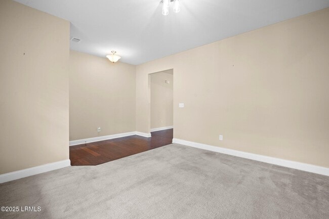 Building Photo - 13 Brasstown Way