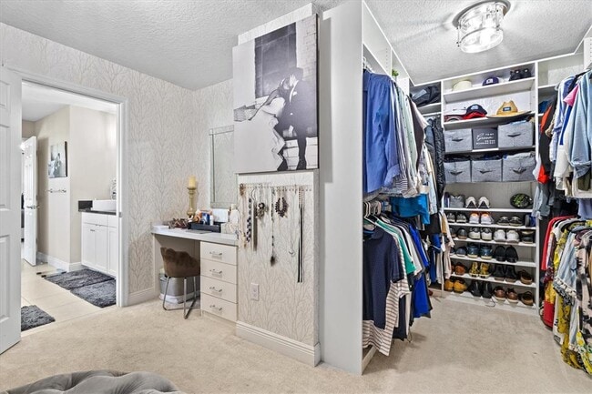 Building Photo - 5709 Silver Sun Dr