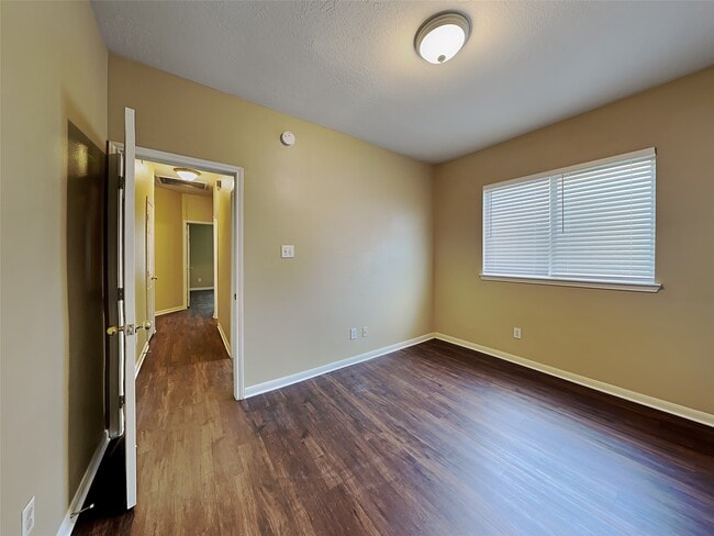 Building Photo - 3493 Cedar Prairie Dr