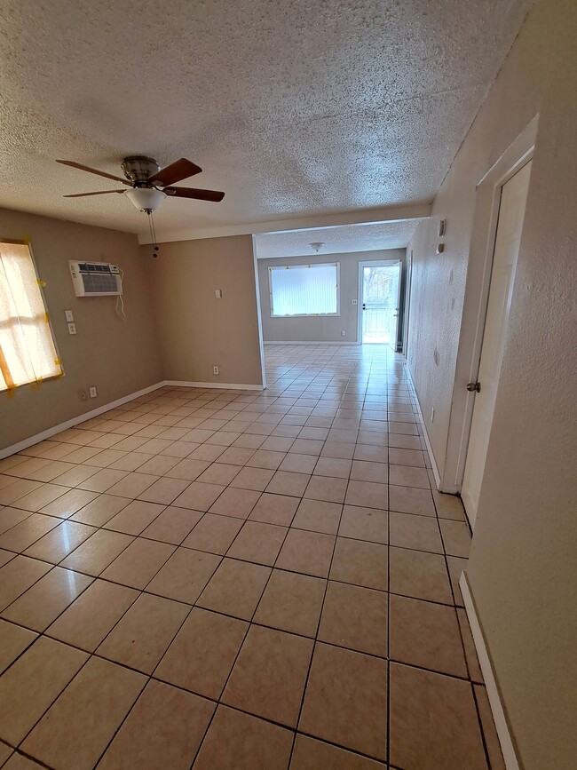 Dinning Room - 708 Lilac St