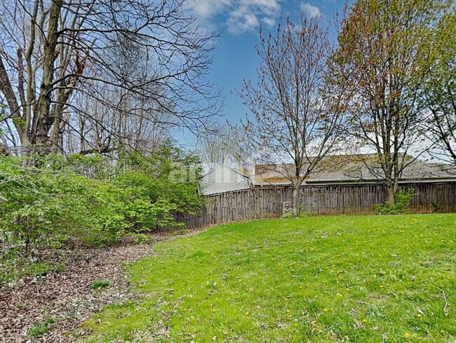 Building Photo - 6803 Amber Springs Way