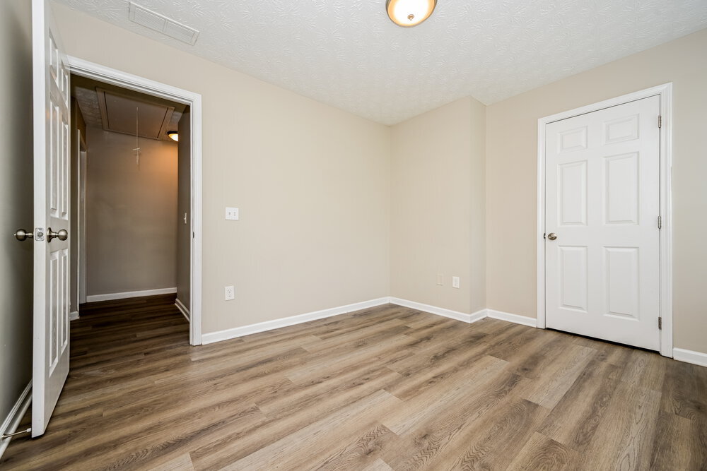 Building Photo - 10 Dearing Cove
