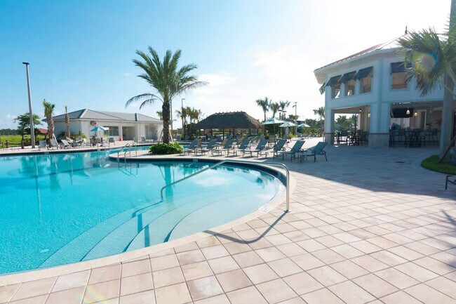 Building Photo - 4702 Sleepy Hollow Dr