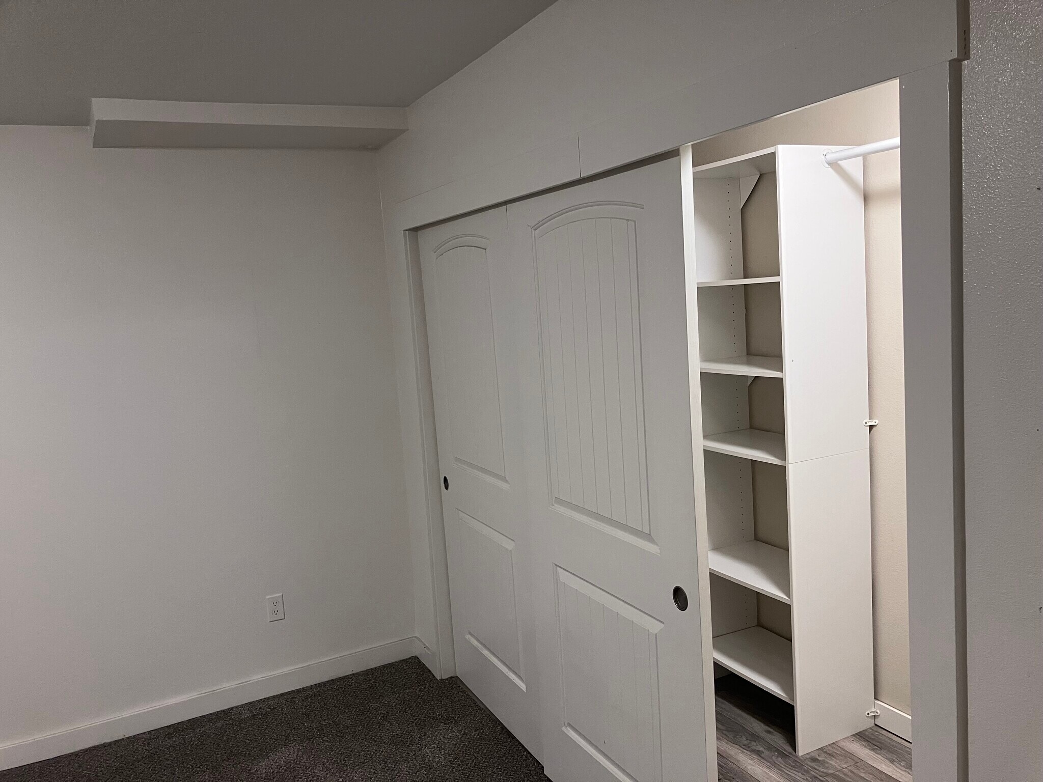 Building Photo - 321 NE 162nd Ave