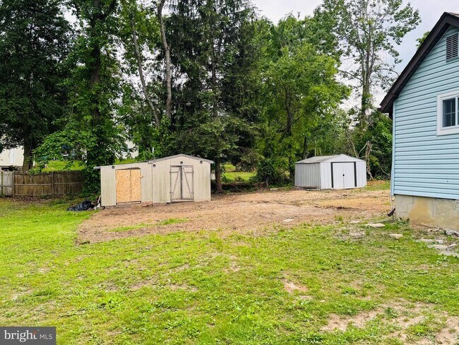 Building Photo - 6703 Token Valley Rd