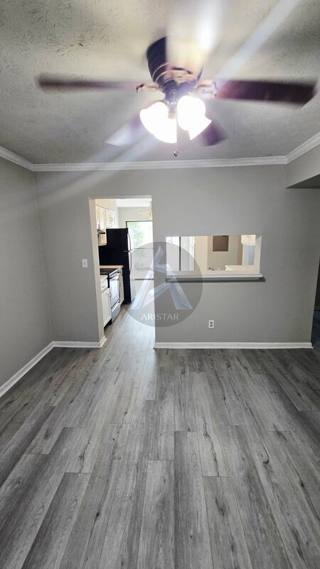 Building Photo - 2646 Briarwood Dr SE