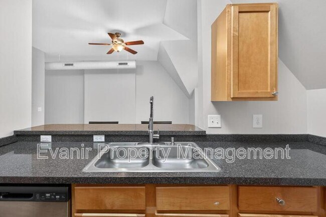 Building Photo - 2151 Fulton Ave