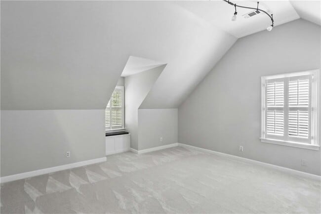 Building Photo - 1014 Lenox Crest