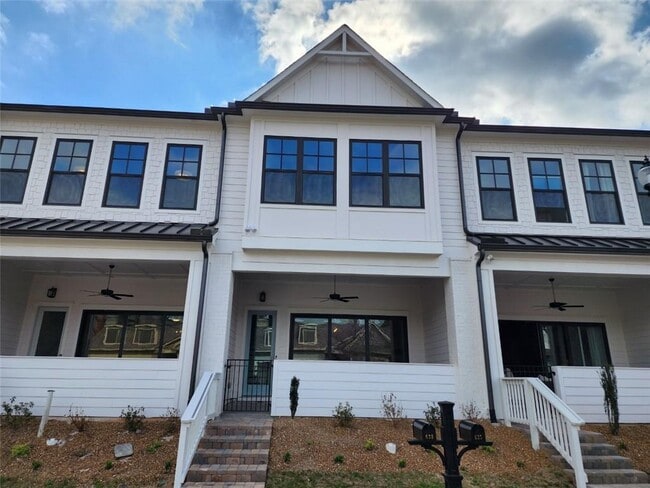 Building Photo - 633 Stickley Oak Way