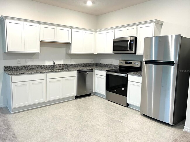 Building Photo - 1105 Merrill St