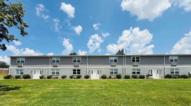 Building Photo - 2 Bedroom in Danville!
