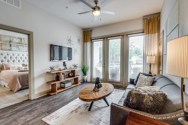 Building Photo - Ask About Our Multiple Specials – You Coul...